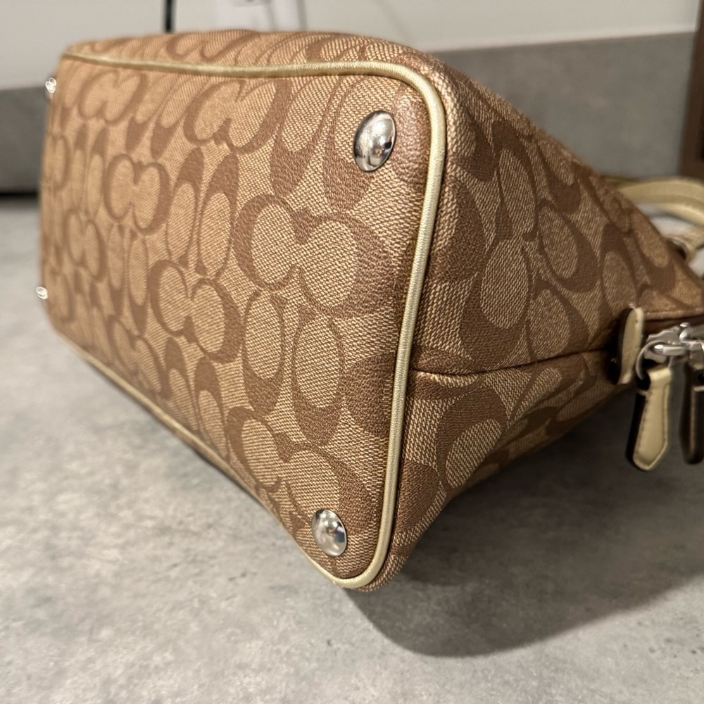 Coach Peyton Signature Cora Domed Satchel Handbag 24606 Gold/Brown! GUC!! - Picture 6 of 12